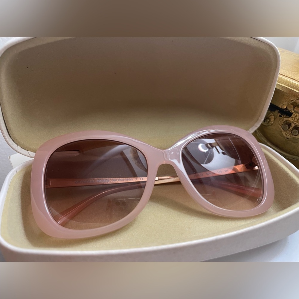Michael Kors sunglasse